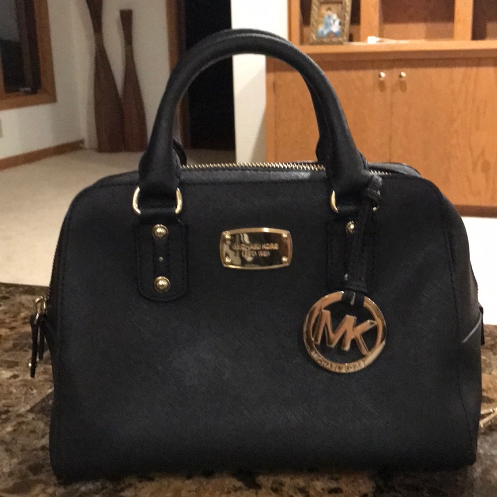Michael Kors saffiano Like New!!!!
